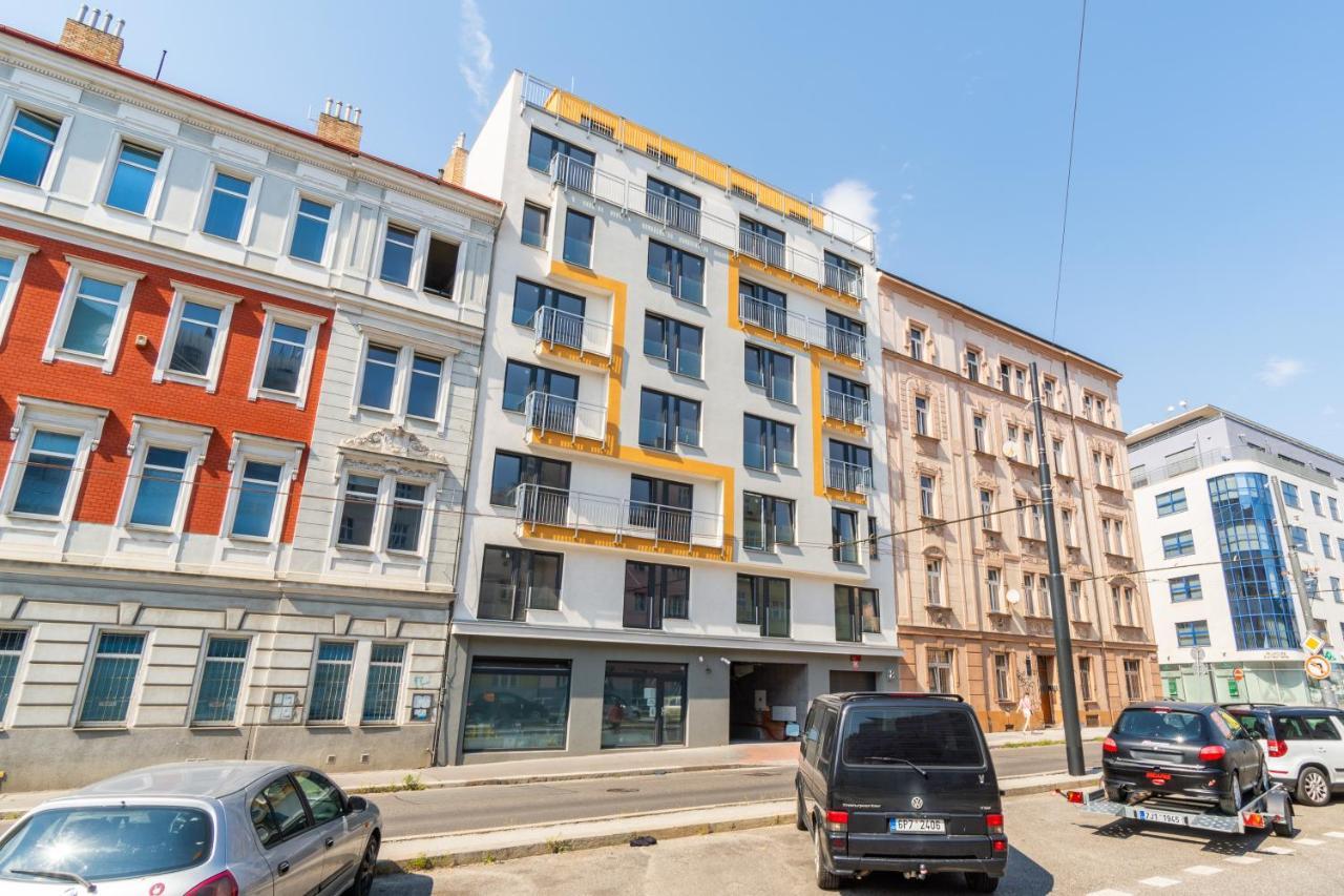 Brand New Studio Apartment # 42 In Brand New Building With Free Parking In The Center 프라하 외부 사진